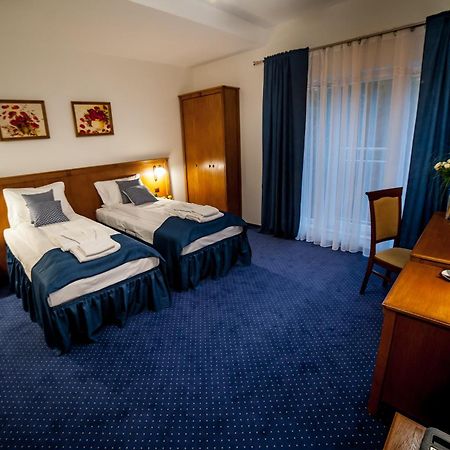 Osada Dankow Hotel Milomlyn Luaran gambar