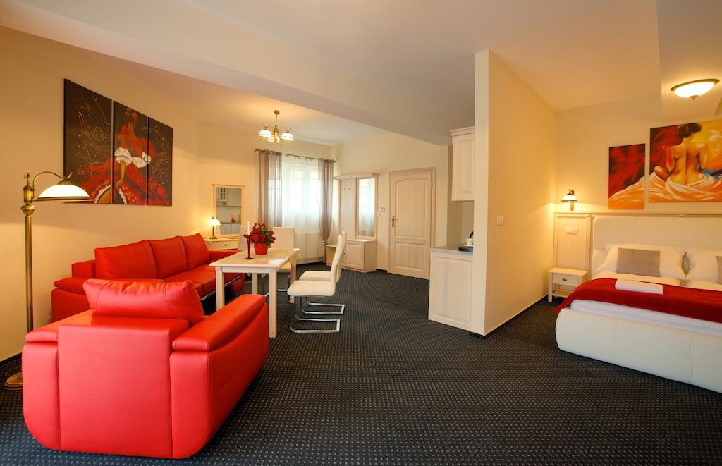 Osada Dankow Hotel Milomlyn Luaran gambar