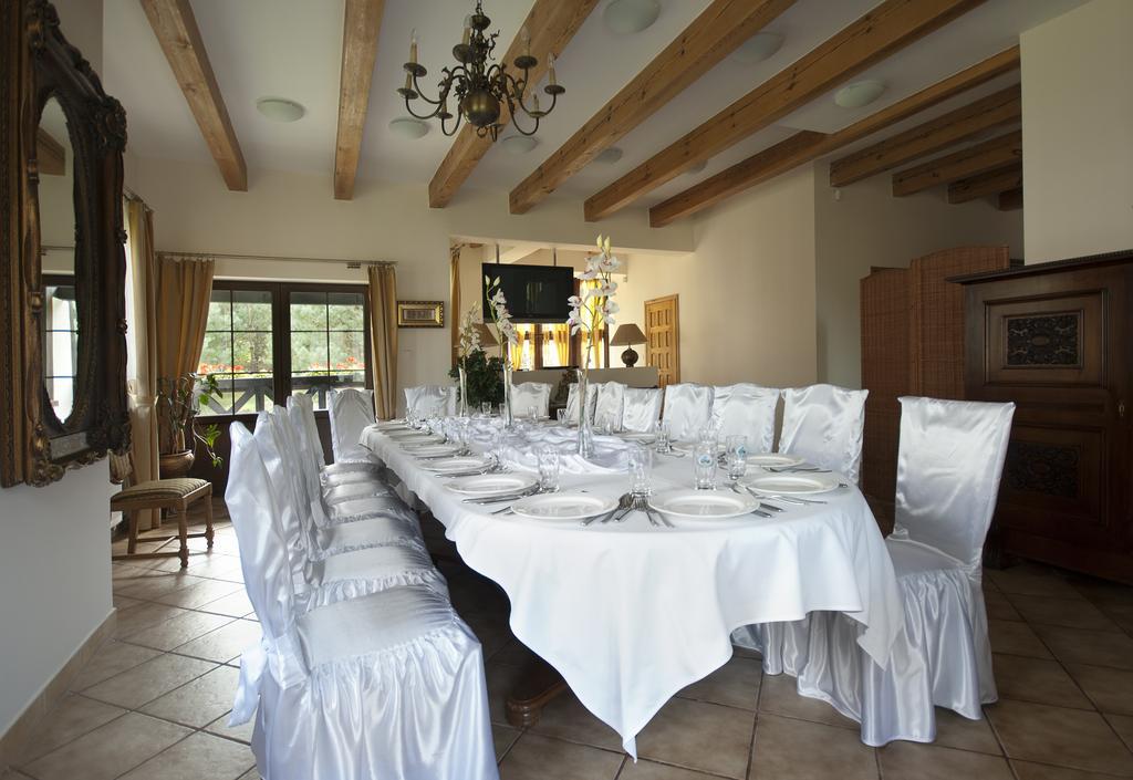 Osada Dankow Hotel Milomlyn Luaran gambar